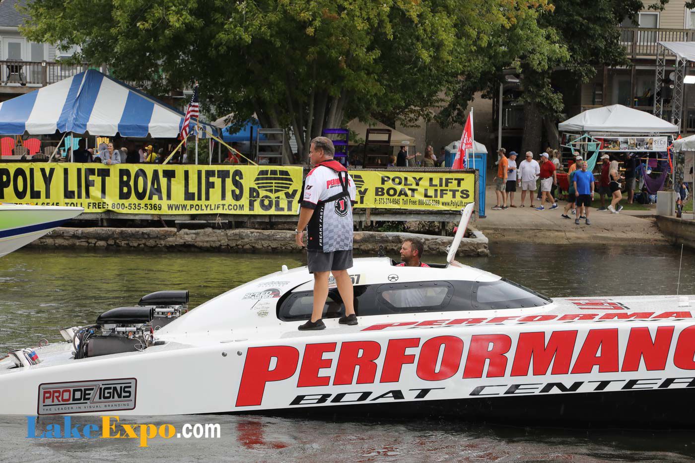 Shootout Boats In The Pits-19.jpg
